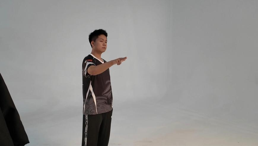 小S社交平台上传肖邦离别曲,2025年澳门最近开奖号码,公开决策资料解释落实_铂金版V9.3